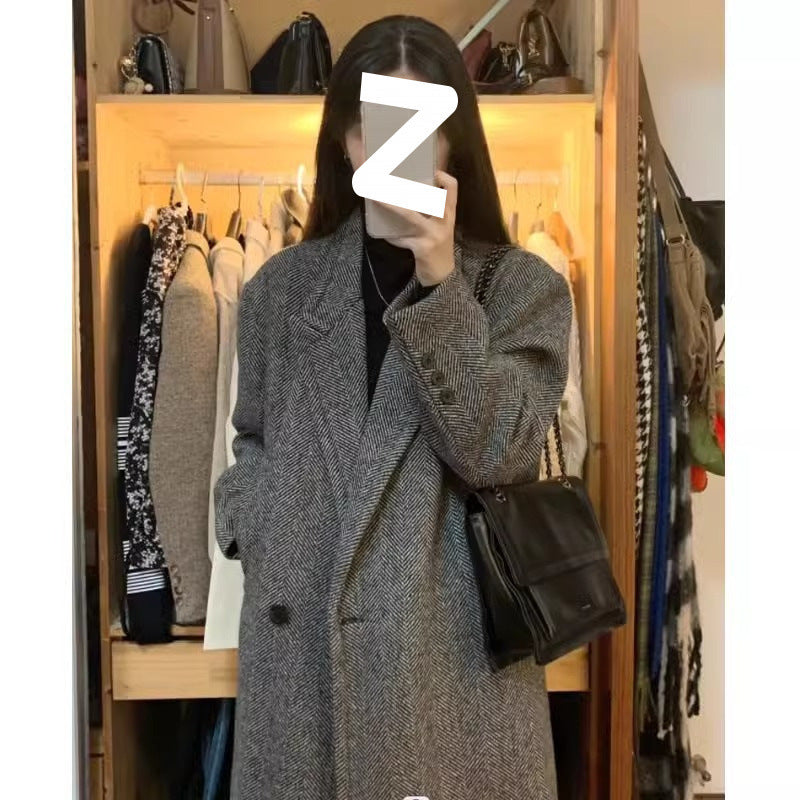 Mid-length Thickened Small Hepburn Style Woolen Coat